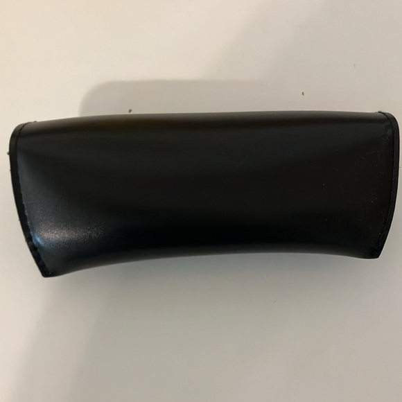 SHEIN blue light glasses and case Preowned - Picture 3 of 4